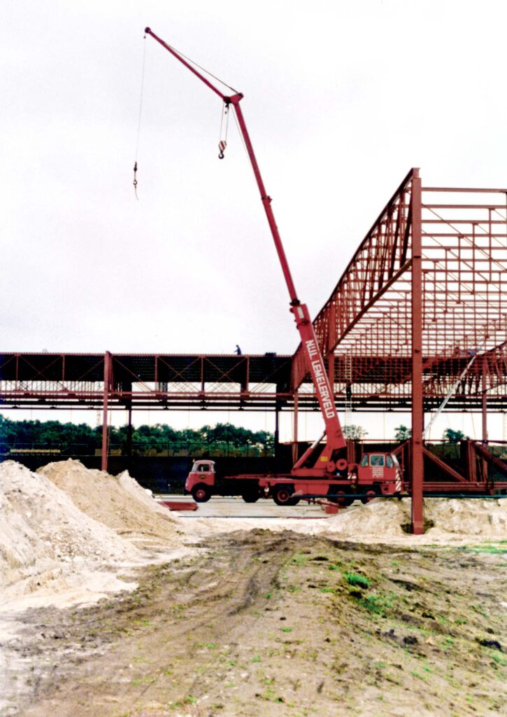 047 Montage NIJL Geconstrueerde Liggers Voor Verto Tapijtfabriek Steenwijk 5