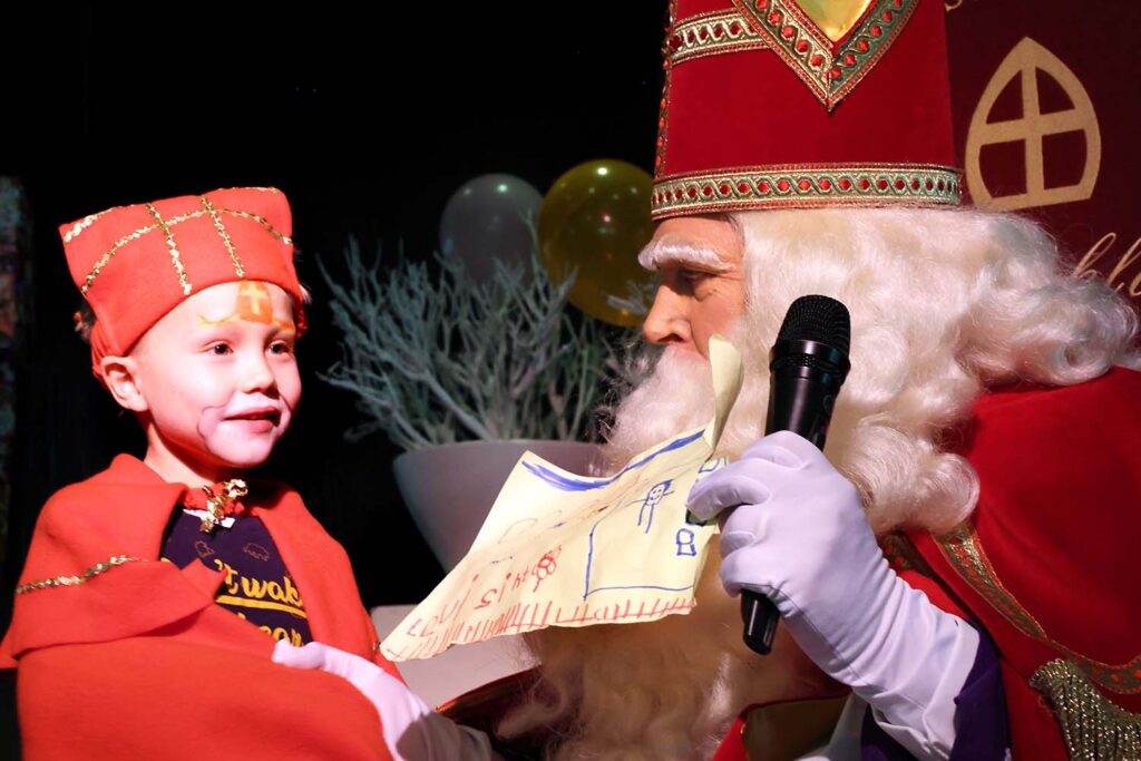 Intocht Sinterklaas 2022 088 Klein