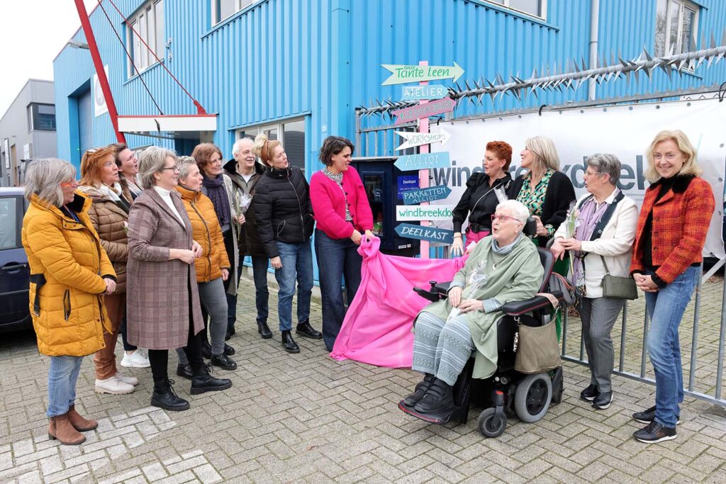 Opening Tante Leen 040 Klein