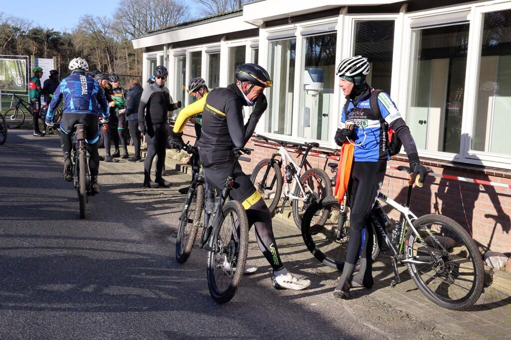 Start Lemelerberg Lemeler Esch (127) Klein