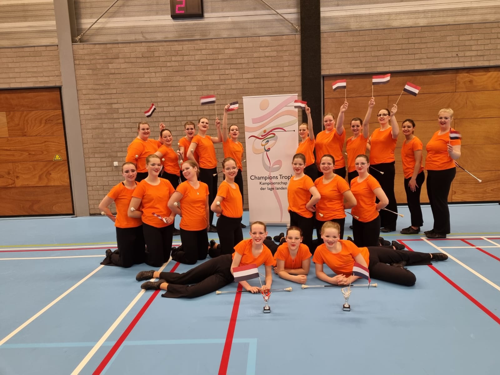 Majorettes Polyhymnia voor het eerst internationaal Sukerbiet.nl