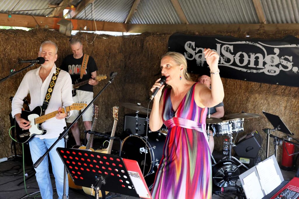 Muziek In De Tuin 013 Klein