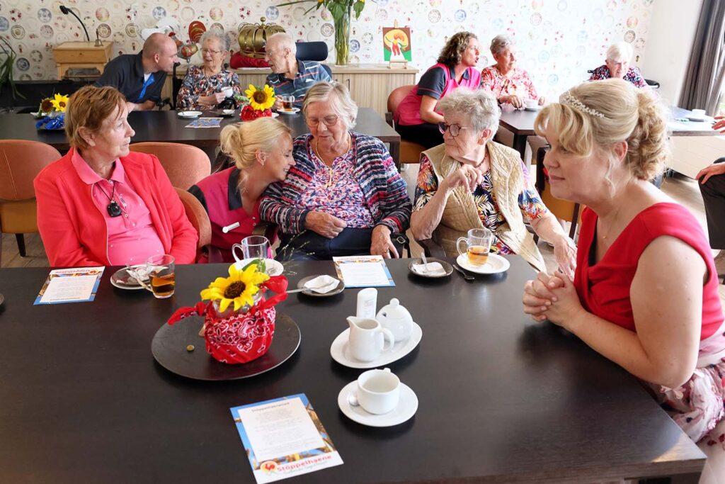Oogstkoningin Op Bezoek Bij Brugstede (20) Klein