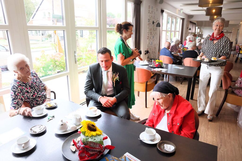 Oogstkoningin Op Bezoek Bij Brugstede (24) Klein