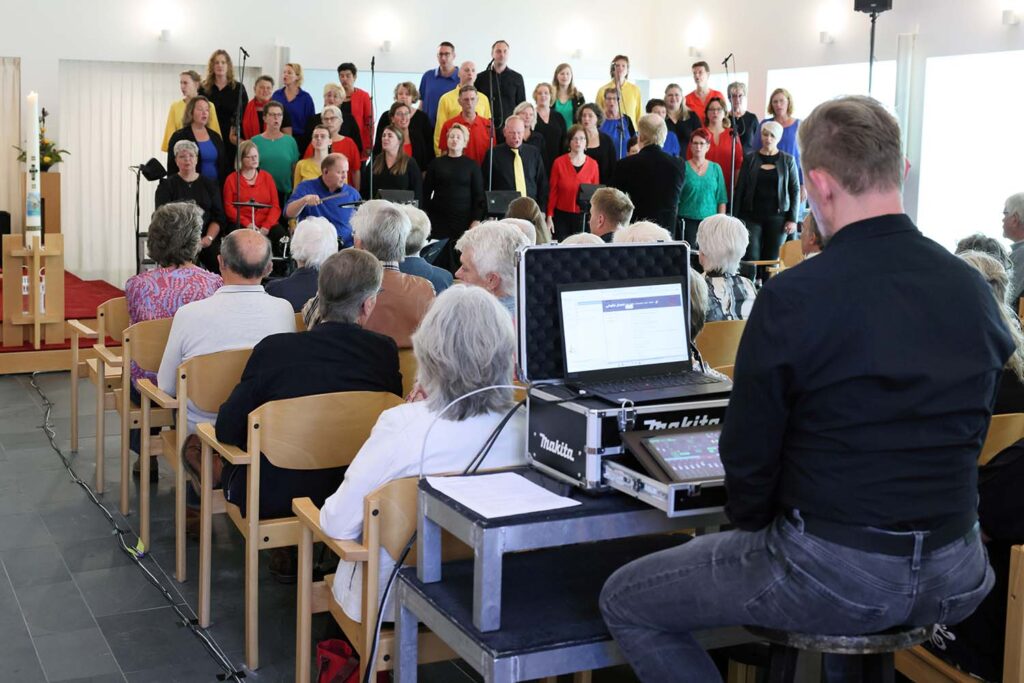 23 09 24 Gospelkoor Brugkerk 007 Klein