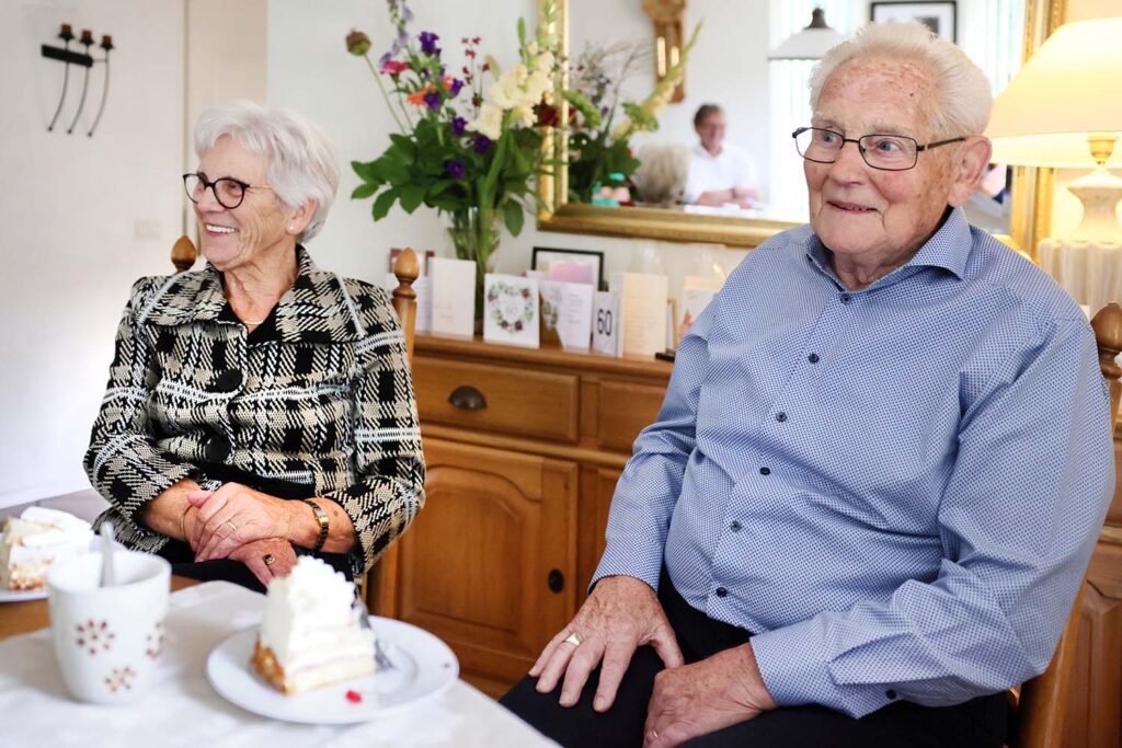 Echtpaar Velthuis 60 J Getrouwd 005 Klein