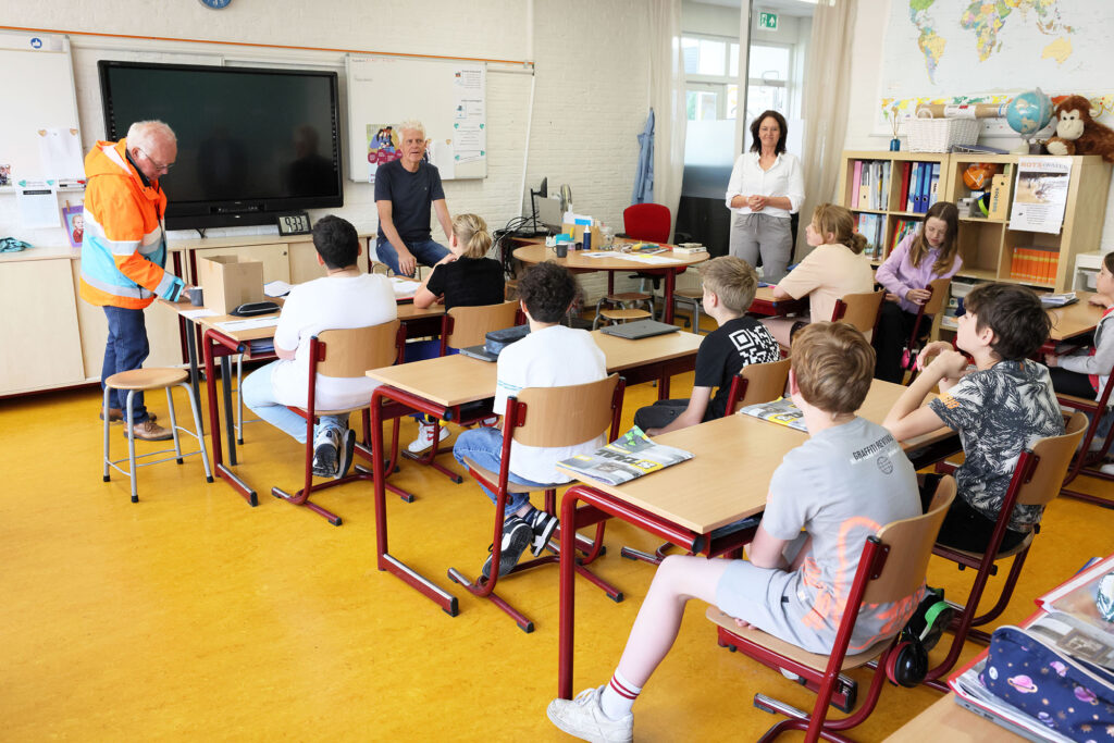 Uitreiking Verkeersdiploma's Lemelerveld (1)