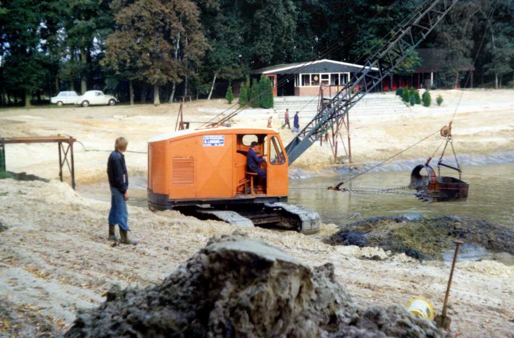 Zwembad Heidepark Schoonmaken Zwembad