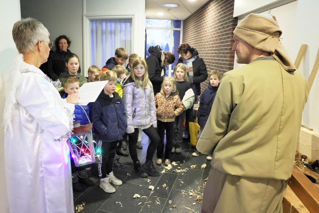 Kerstwandeling Met Engel Gabriel (4)
