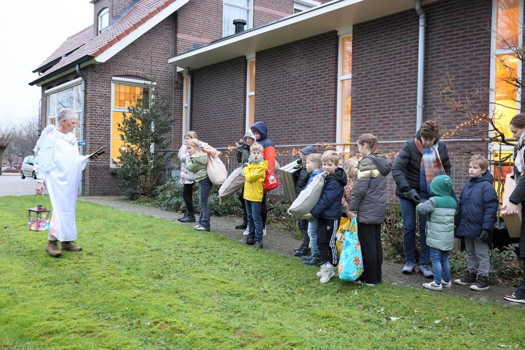 Kerstwandeling Met Engel Gabriel (6)