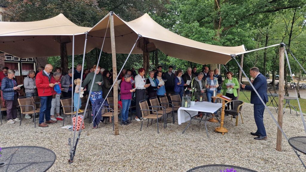 Dauwtrappen Met De Raad Van Kerken (9)