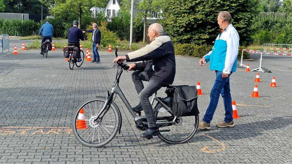 Spiegel Aan Fiets Hans (6)