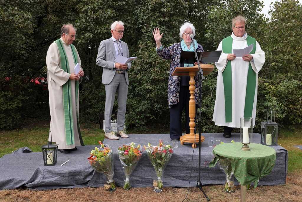 Vredesdienst Lemelerberg 024