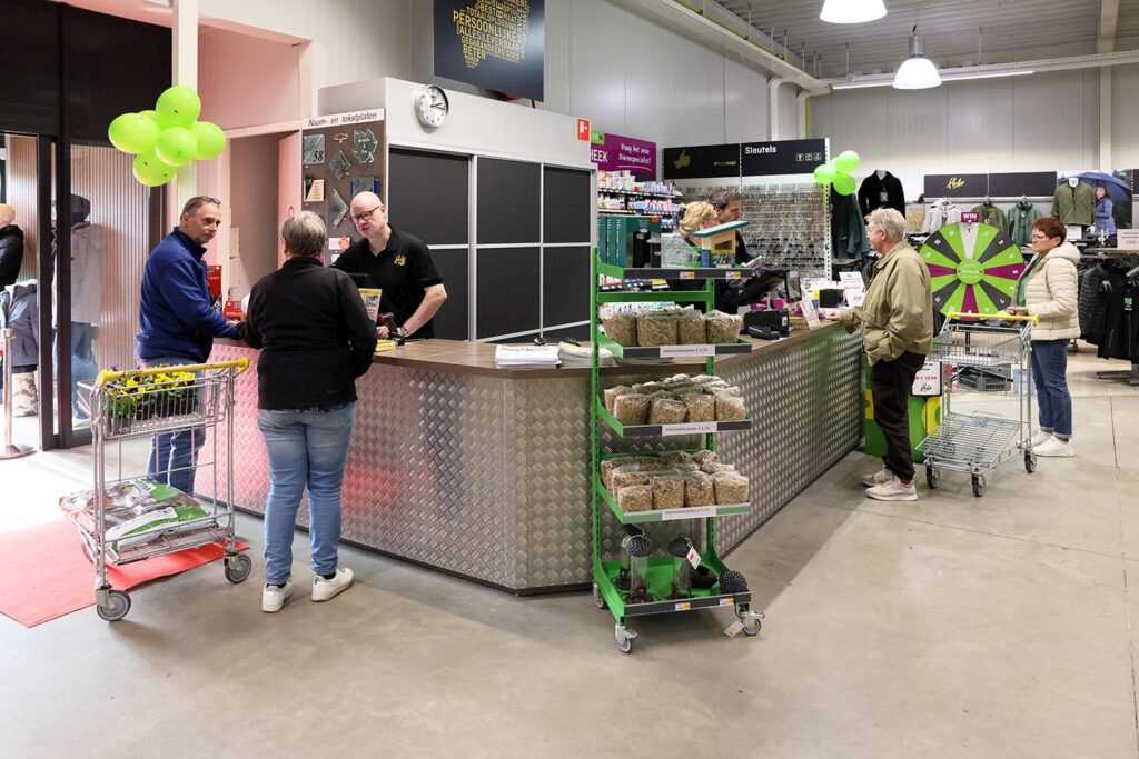 Opening Pets & Co (1)
