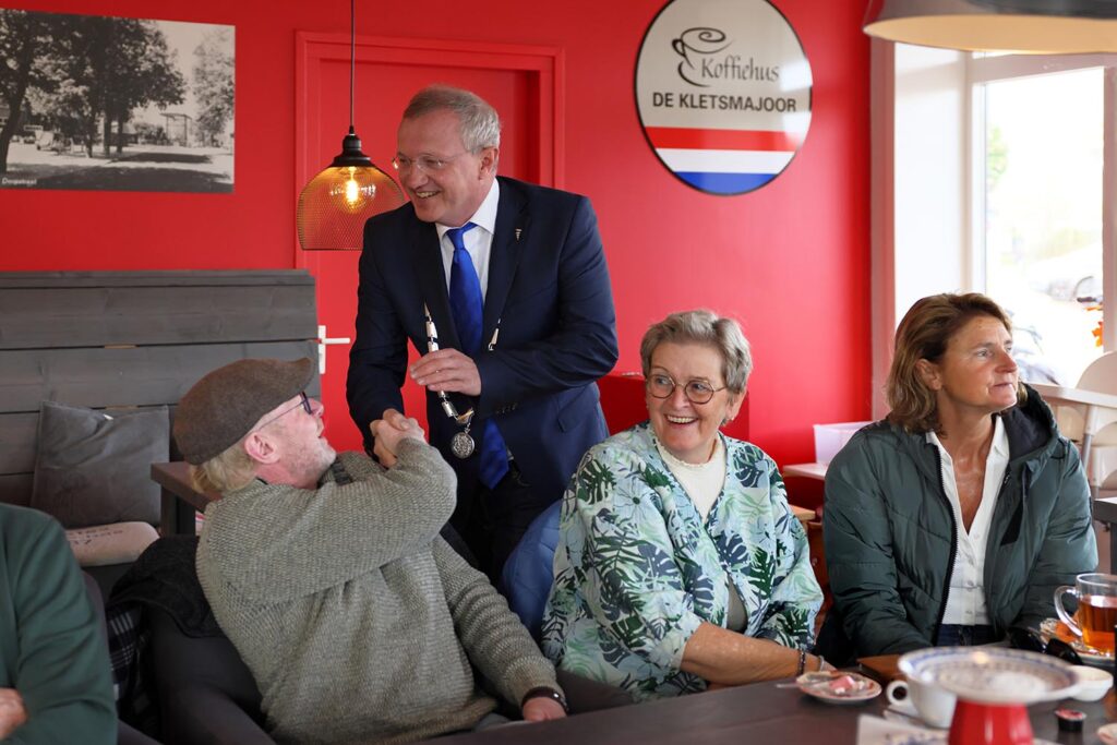 Overhandiging 1e Lemelervelder (10)