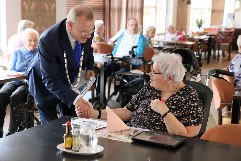 Overhandiging 1e Lemelervelder (92)