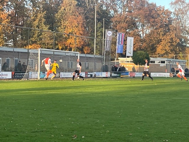 Lemelerveld heeft het lastig.