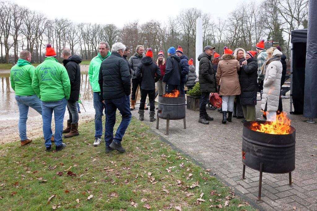 Nieuwjaarsduik 2026 Heidepark Foto Hans Heerink (7)