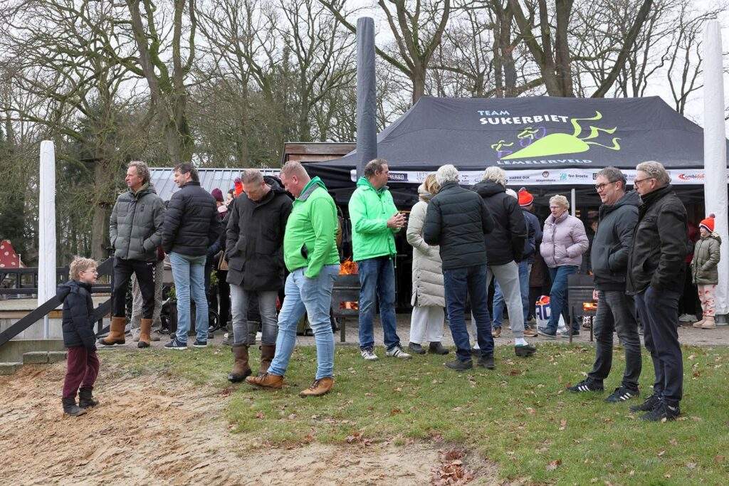 Nieuwjaarsduik 2026 Heidepark Foto Hans Heerink (8)