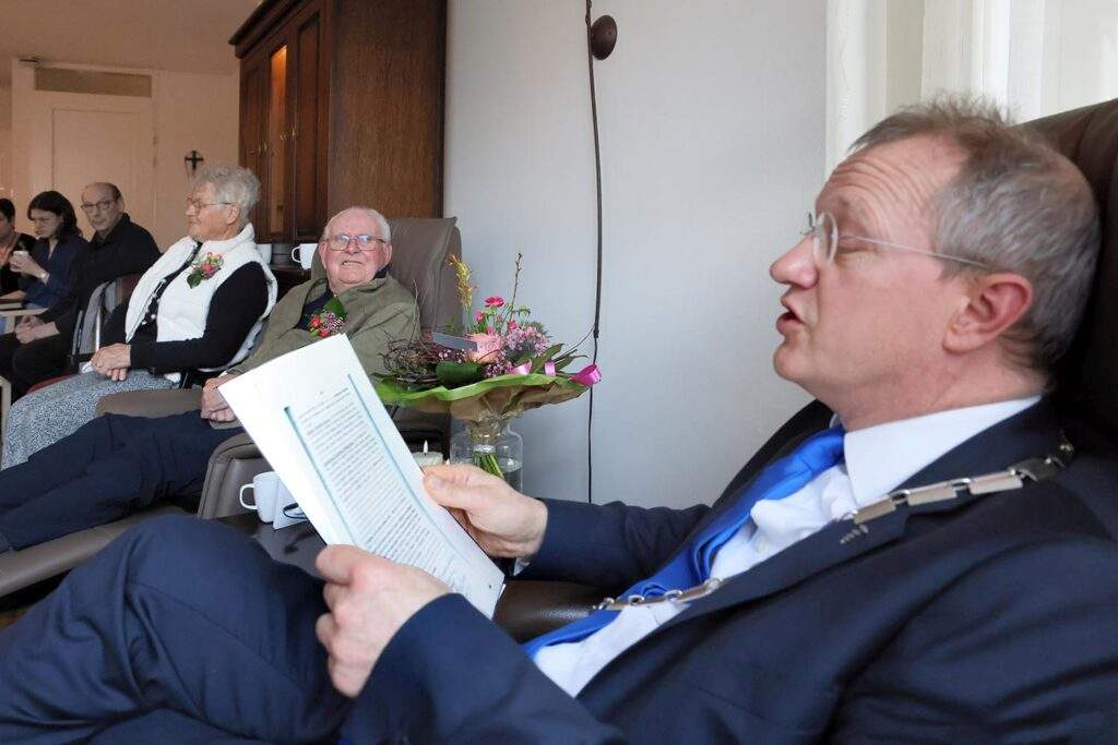 Echtpaar Smeek 60 Jaar Getrouwd (5)