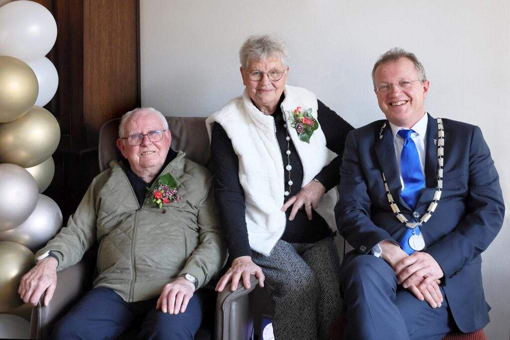 Echtpaar Smeek 60 Jaar Getrouwd (8)