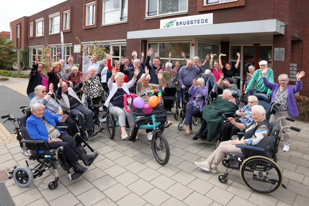 Autobedrijf Harry Nijboer Schonk Brugstede Een Duofiets (5)