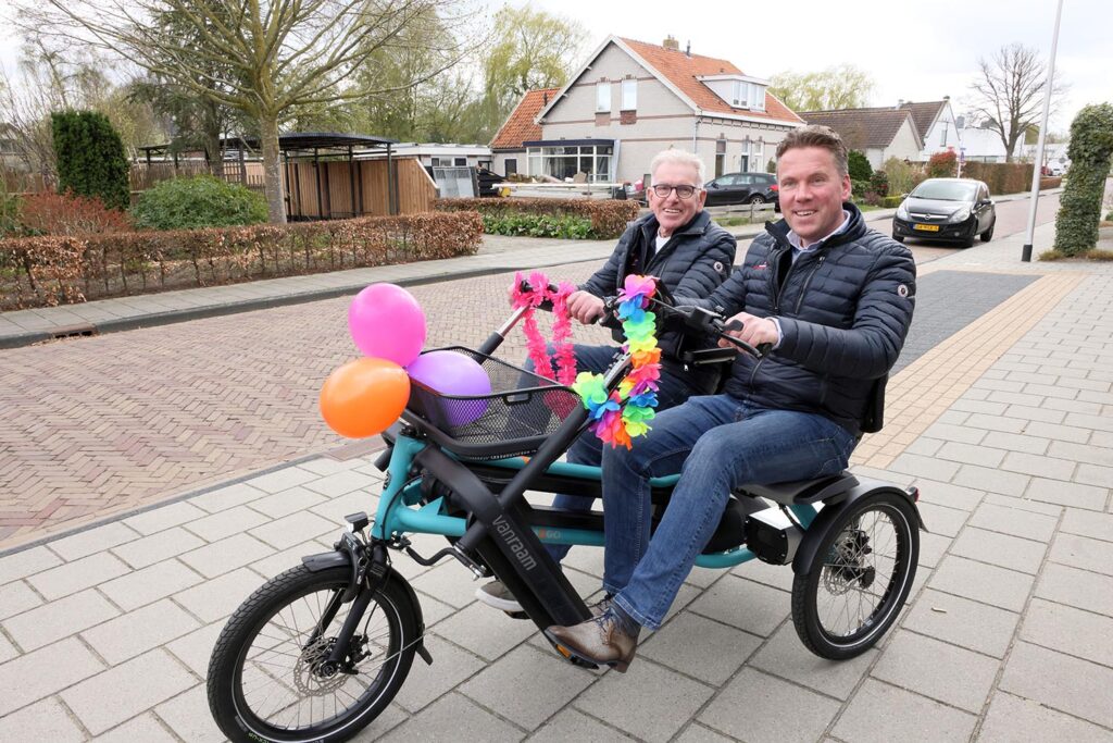 Autobedrijf Harry Nijboer Schonk Brugstede Een Duofiets (8)