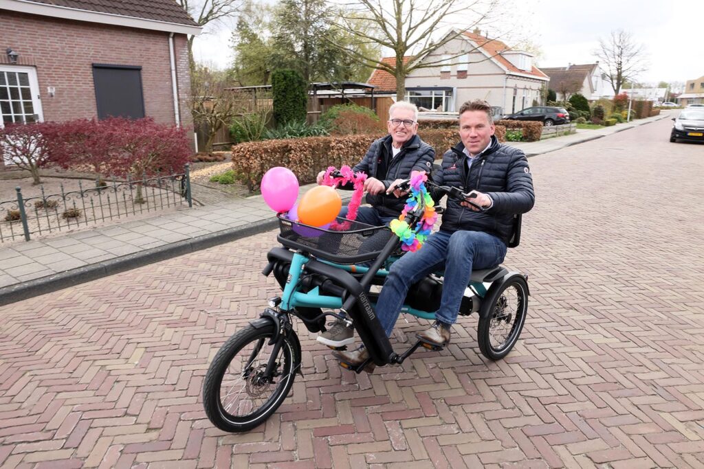 Autobedrijf Harry Nijboer Schonk Brugstede Een Duofiets (9)